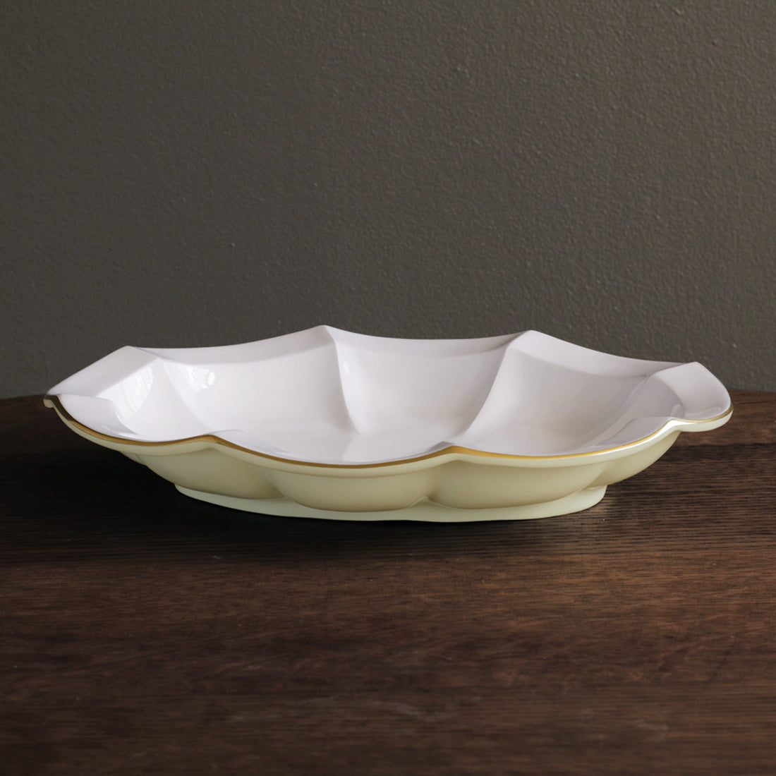 beatriz-ball-encanto-devon-oval-platter-pistachio-and-white