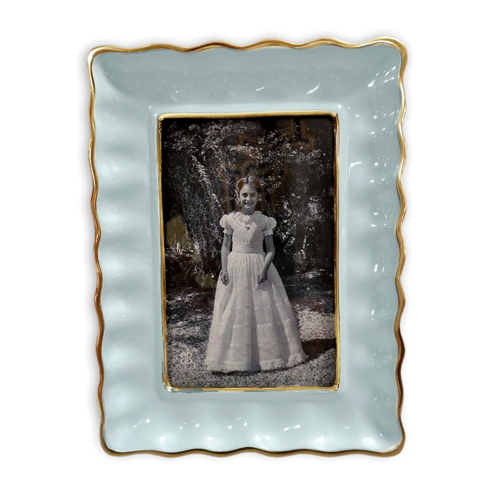 beatriz-ball-frame-encanto-devon-4-x-6-sky-blue