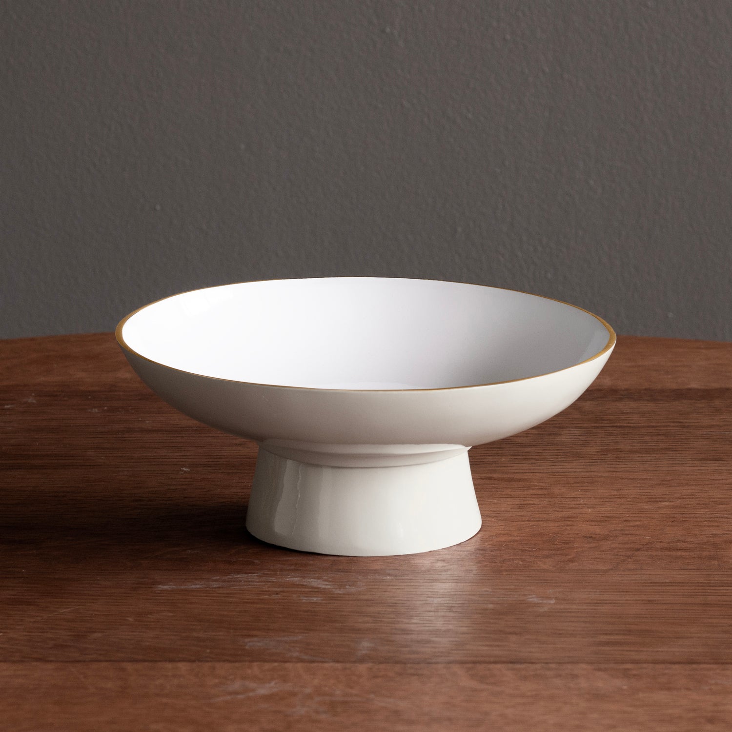 ENCANTO Carnaval Small Pedestal (Cream and White)