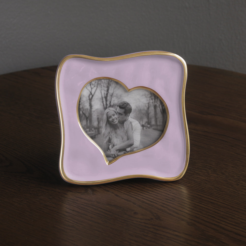 beatriz-ball-frame-encanto-curved-heart-5-x-5-lilac