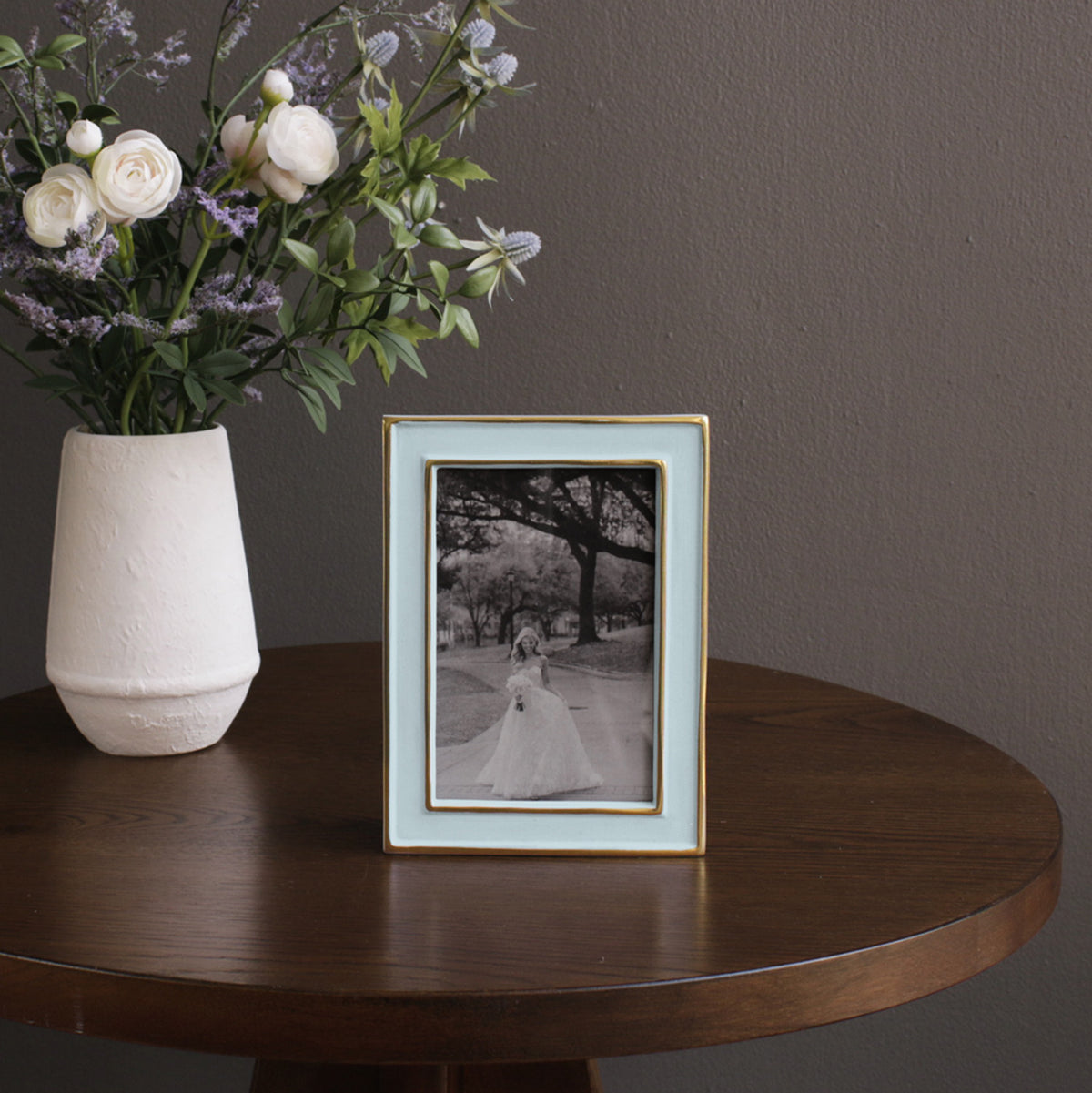 beatriz-ball-frame-encanto-jason-4-x-6-blue