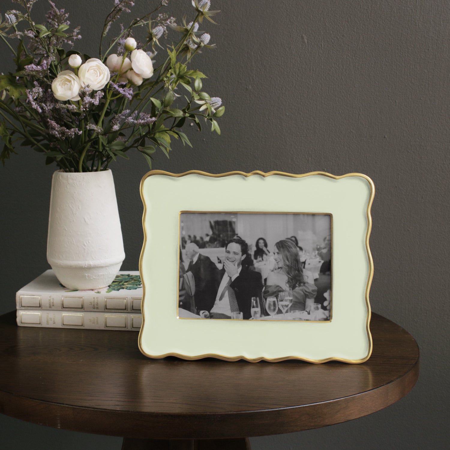 beatriz-ball-frame-encanto-rea-5x7-pistachio