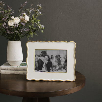 beatriz-ball-frame-encanto-rea-5x7-cream