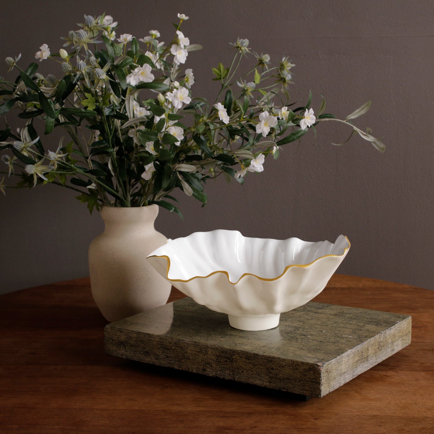 beatriz-ball-encanto-bloom-medium-bowl-cream-and-white