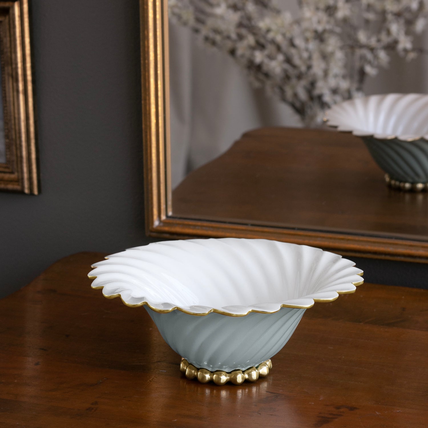 beatriz-ball-encanto-vienna-small-bowl-with-pearl-base-slate-and-white