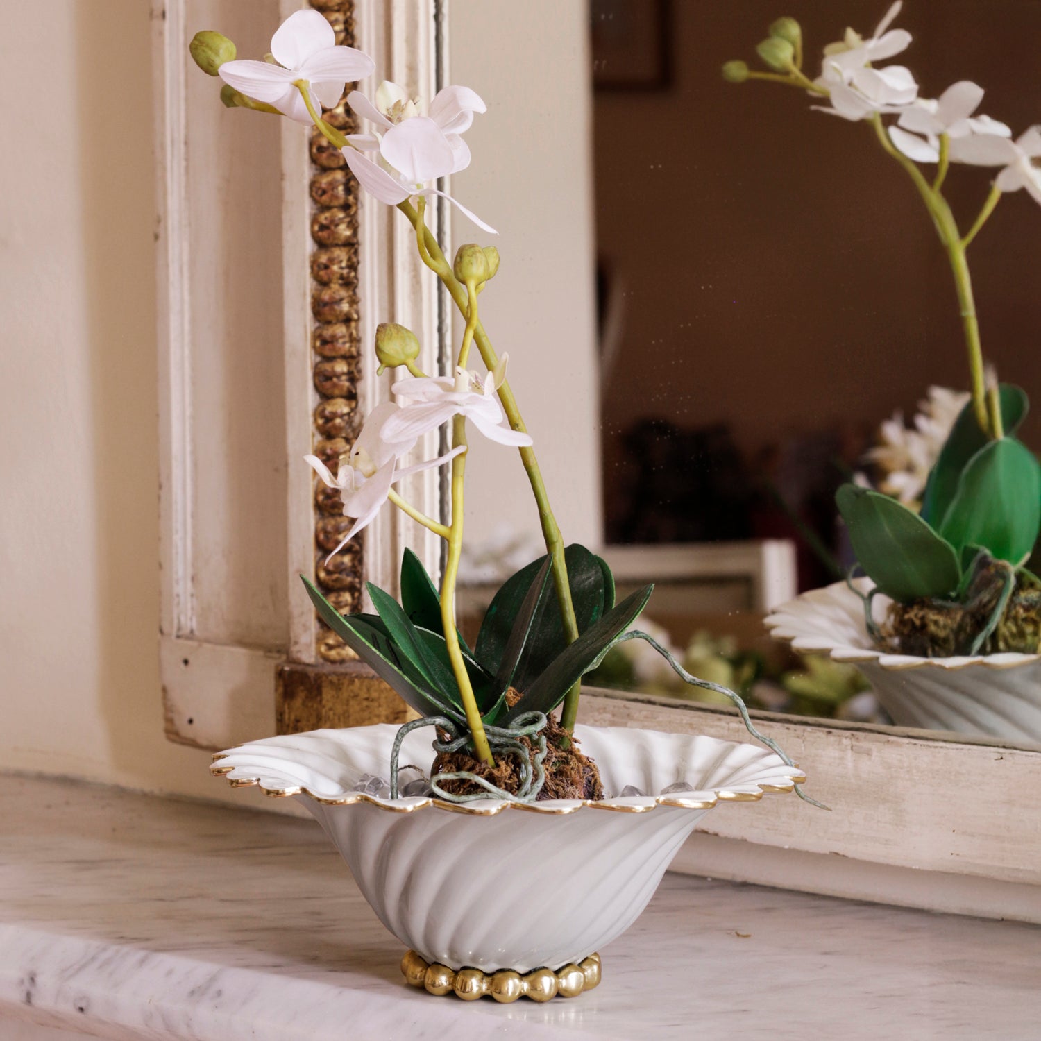 beatriz-ball-encanto-vienna-small-bowl-with-pearl-base-dove-and-white
