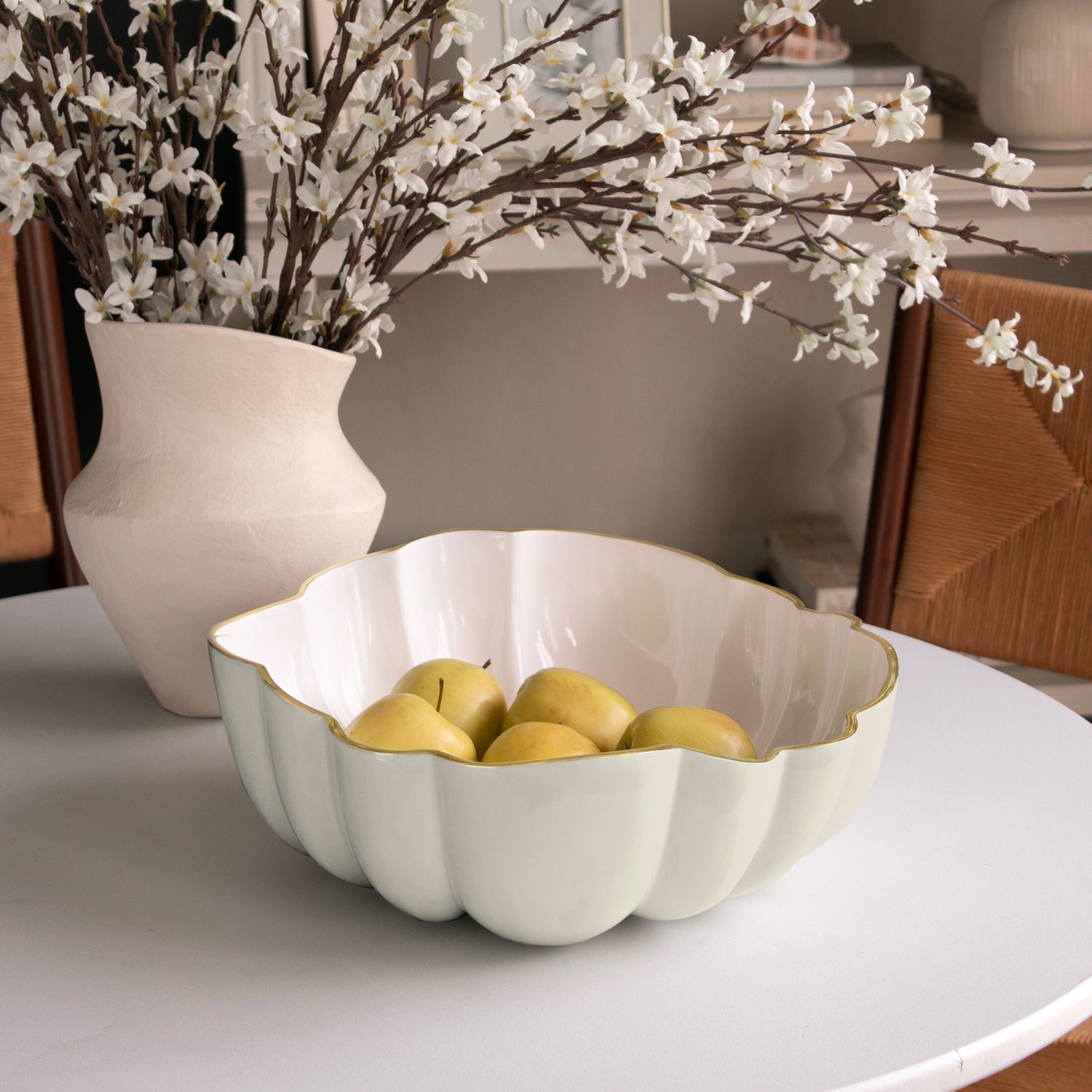 beatriz-ball-encanto-rita-medium-bowl-cream-and-white