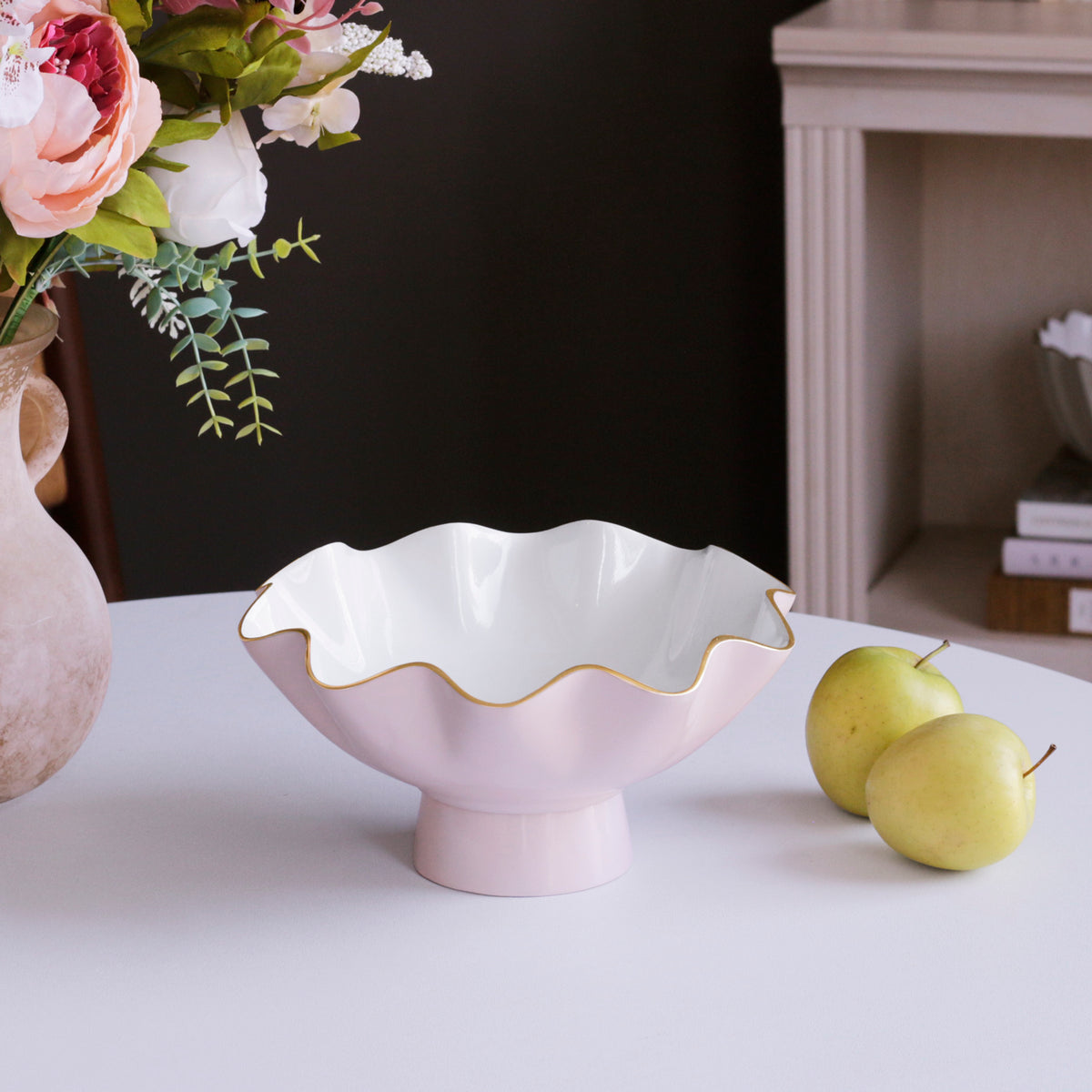 beatriz-ball-encanto-carola-small-pedestal-camellia-and-white