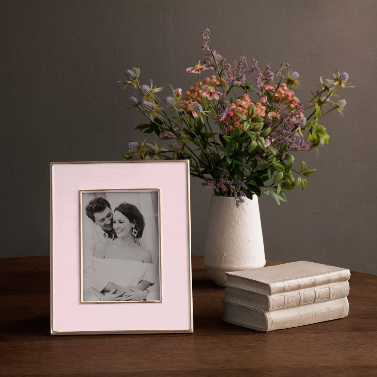 beatriz-ball-frame-encanto-jason-5-x-7-camellia