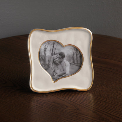 FINAL SALE - FRAME Encanto Curved Heart 5 x 5 (Cream) SECONDS - NON REFUNDABLE