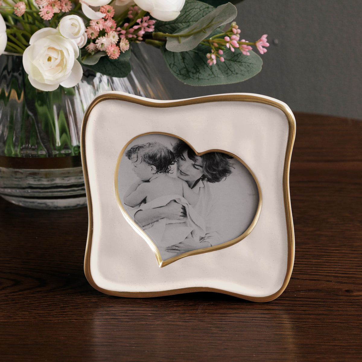 FINAL SALE - FRAME Encanto Curved Heart 5 x 5 (Cream) SECONDS - NON REFUNDABLE