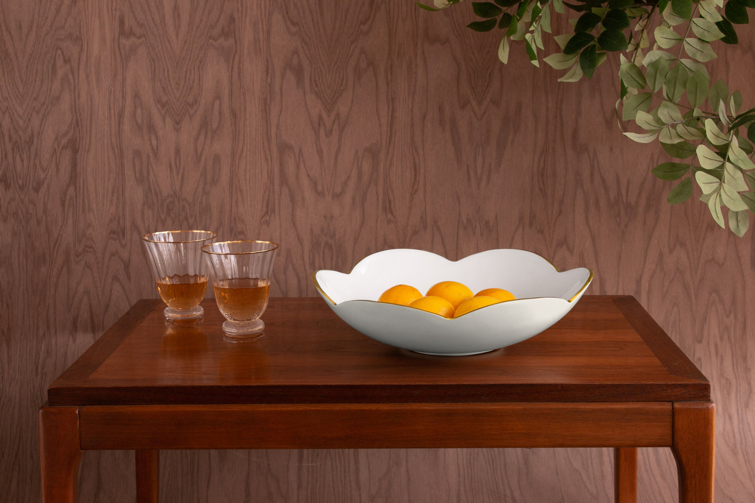 encanto-amelia-medium-bowl-cream-and-white