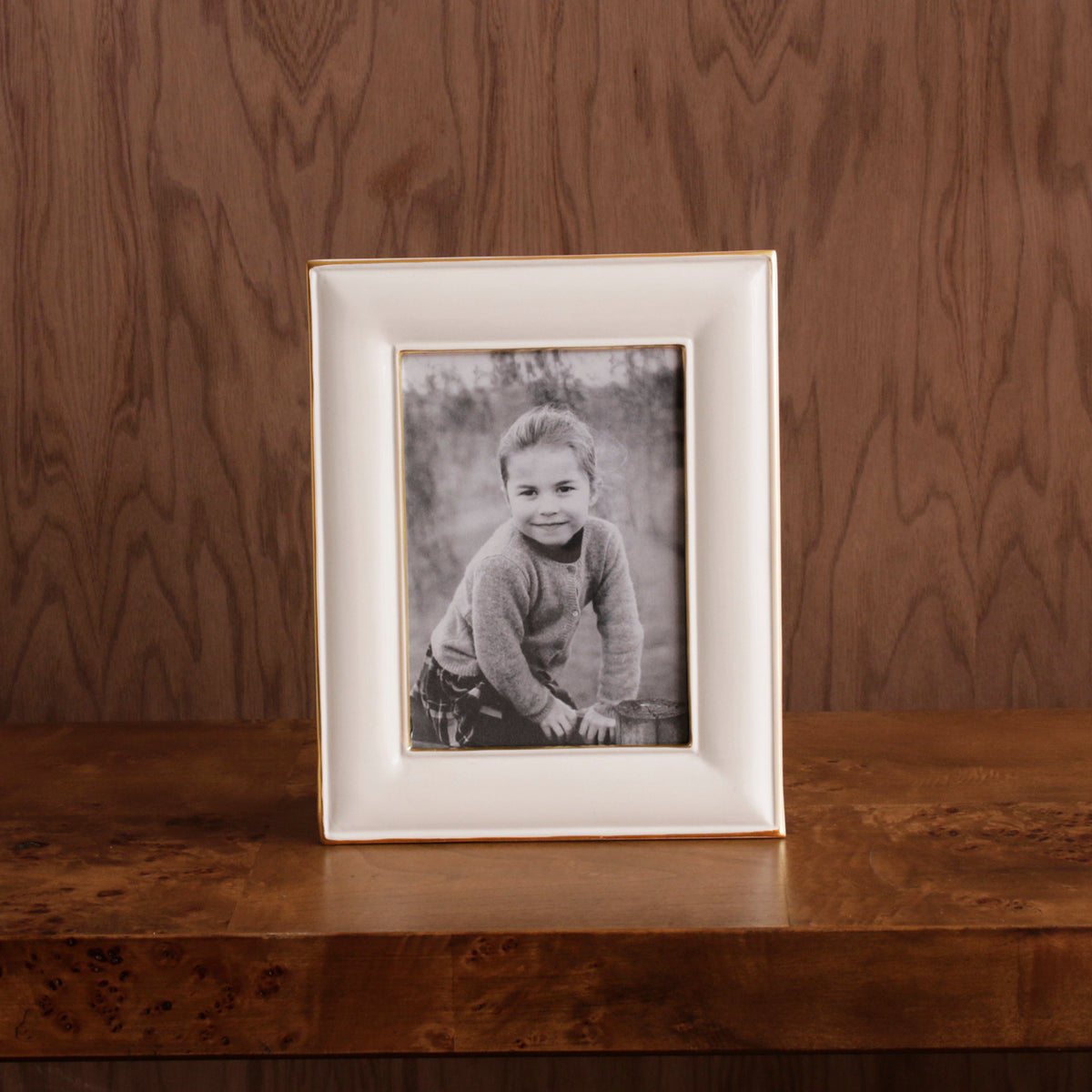 FINAL SALE - FRAME Encanto Charlotte  5 x 7  Cream SECONDS - NON REFUNDABLE