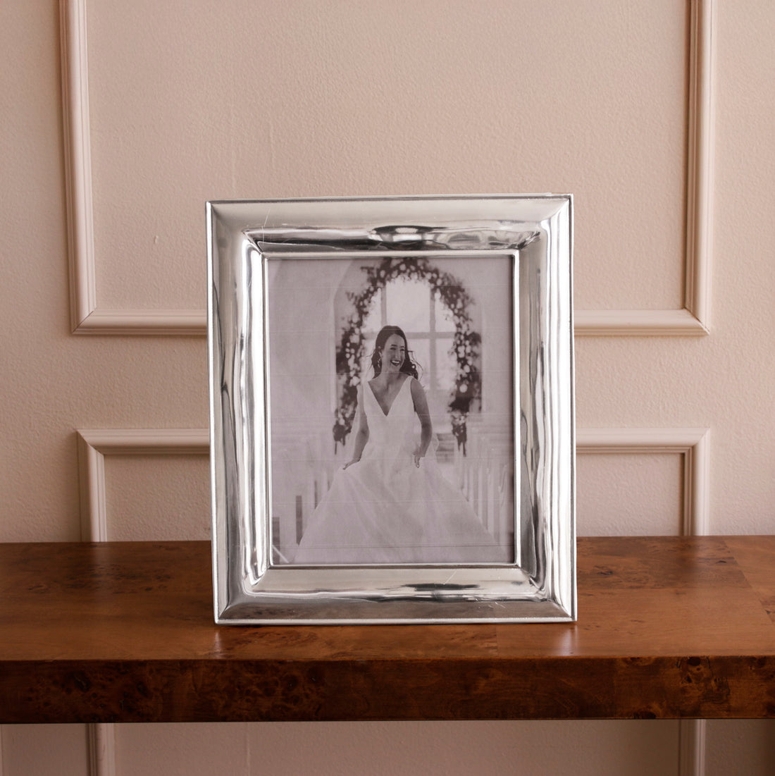 FRAME Charlotte  8 x 10