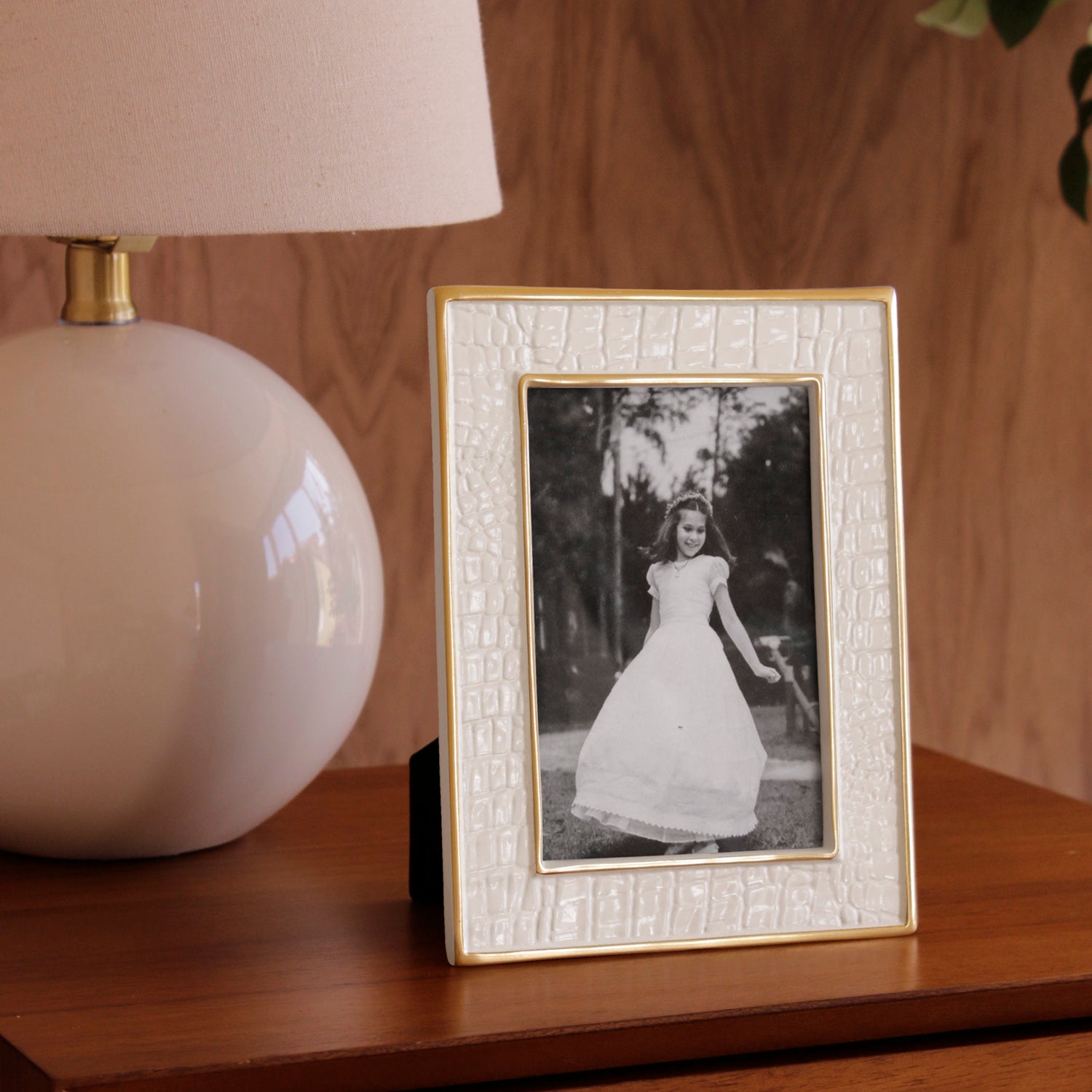 FRAME Encanto Croc 4 x 6 Cream