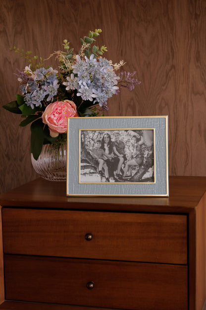 frame-encanto-croc-5-x-7-slate