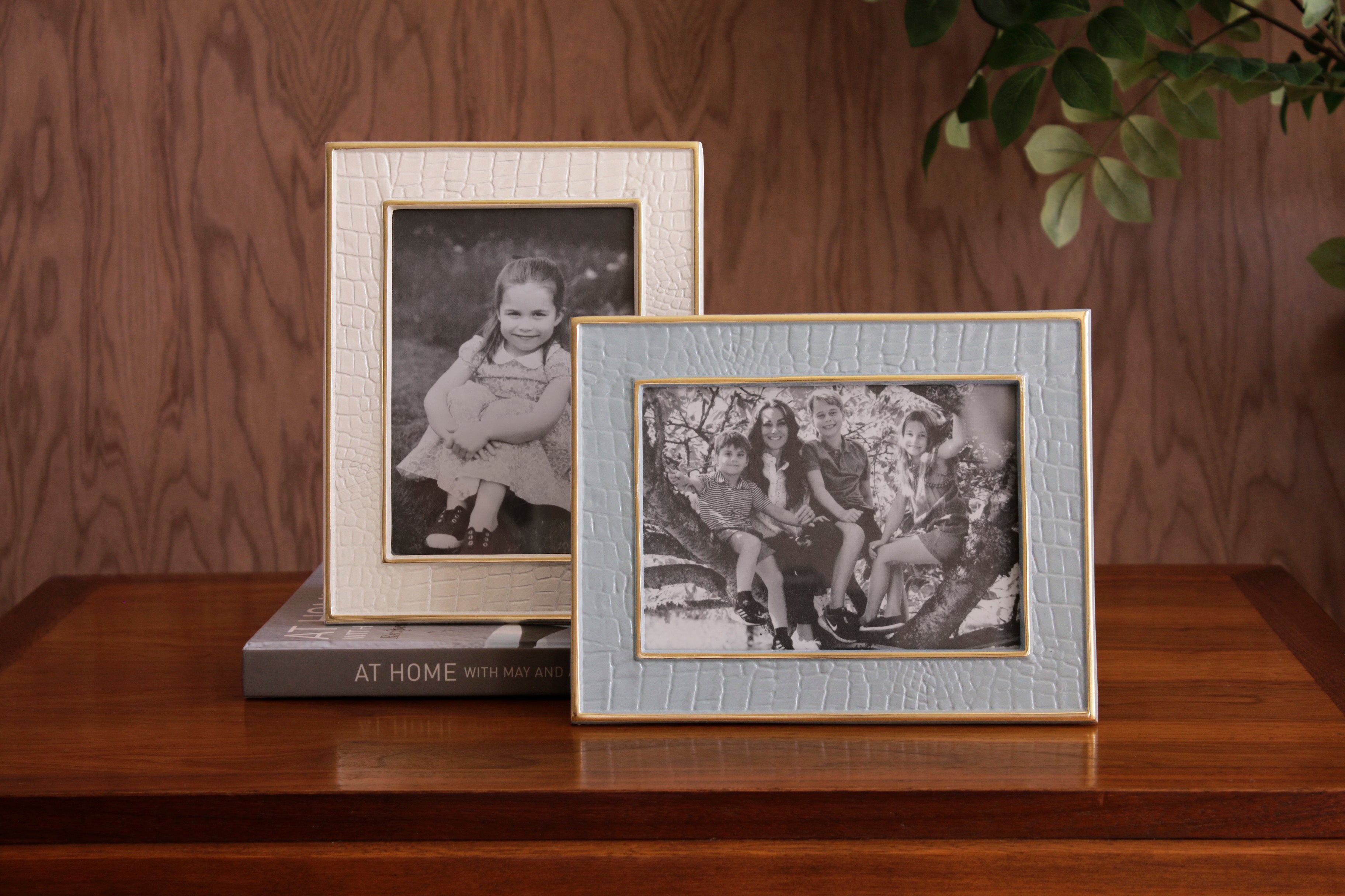 frame-encanto-croc-5-x-7-slate