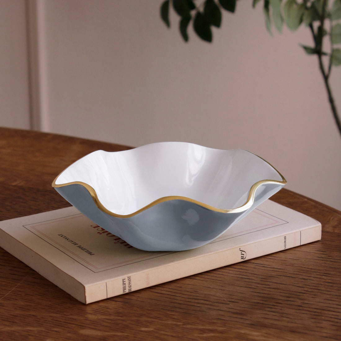 ENCANTO Carola Small Round Bowl Slate and White