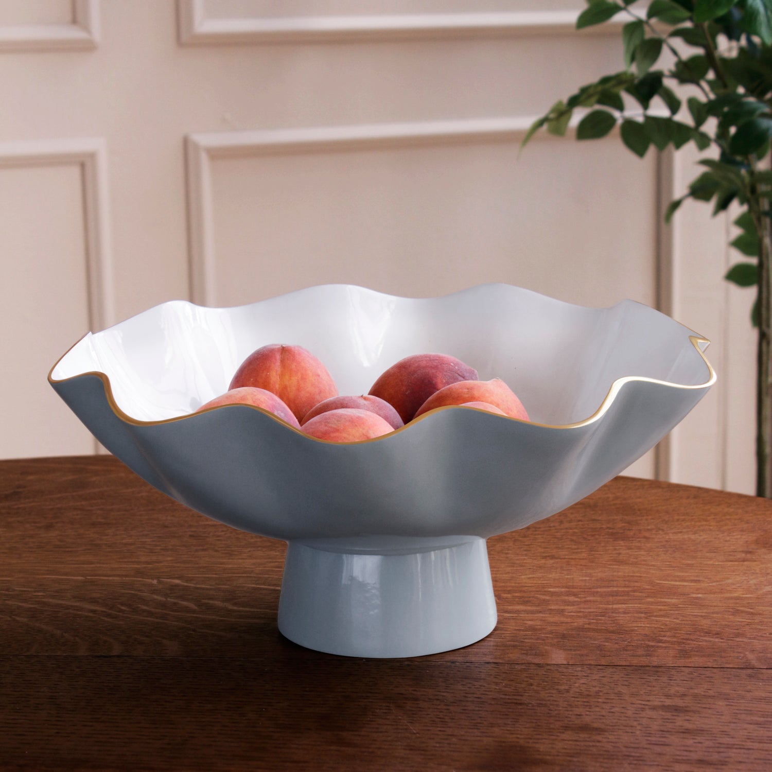 ENCANTO Carola Large Pedestal Slate and White