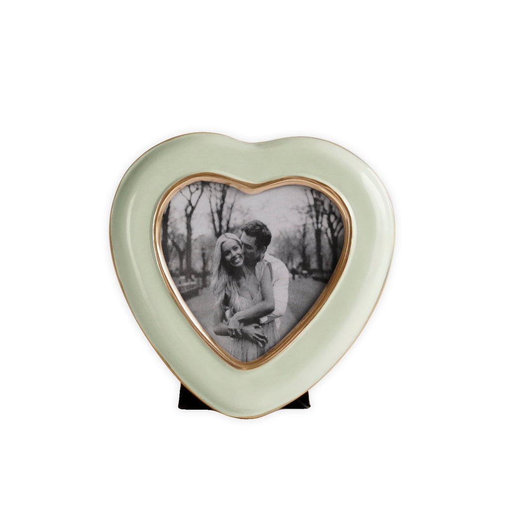 encanto-giftables-heart-frame-pistachio
