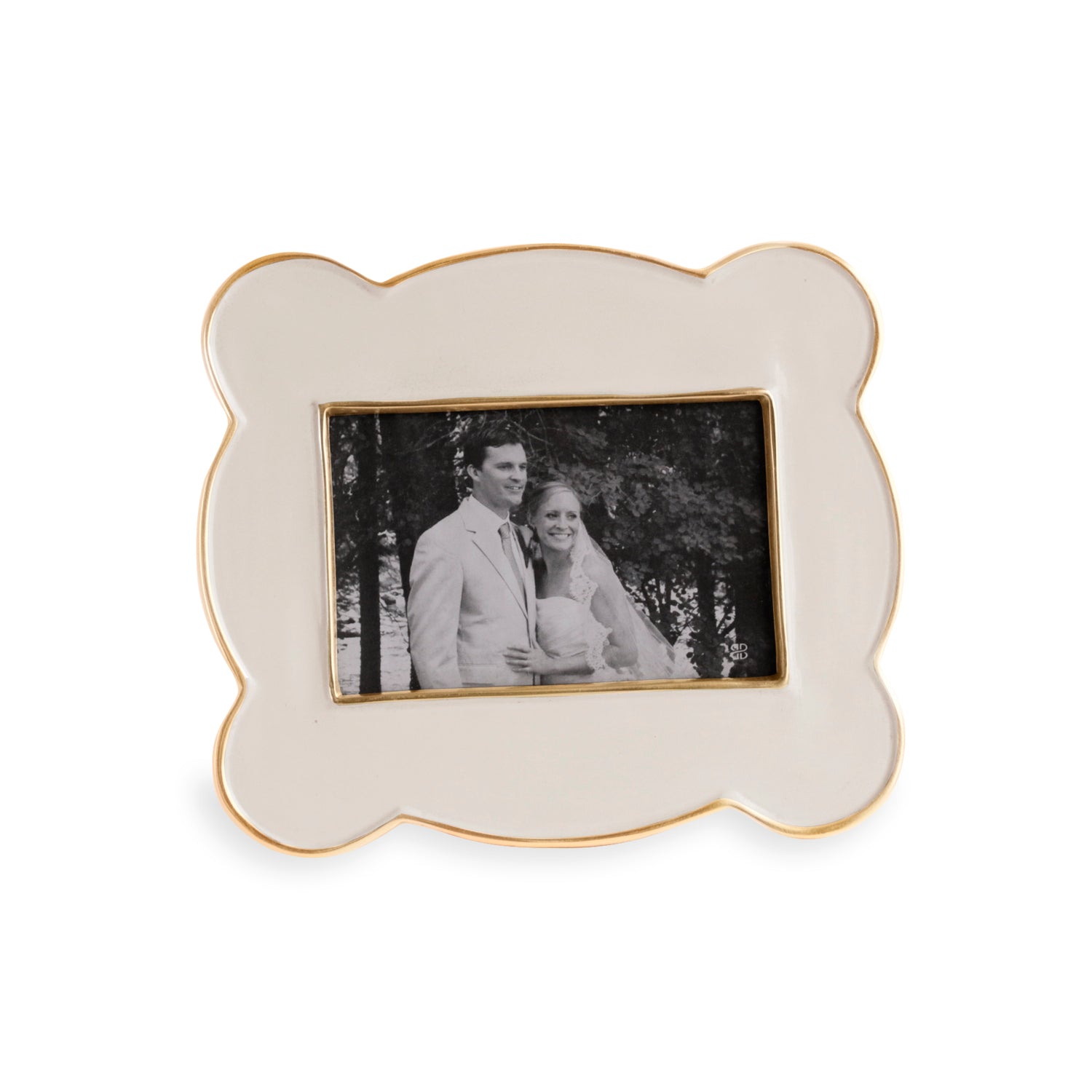 encanto-amelia-frame-4x-6-cream