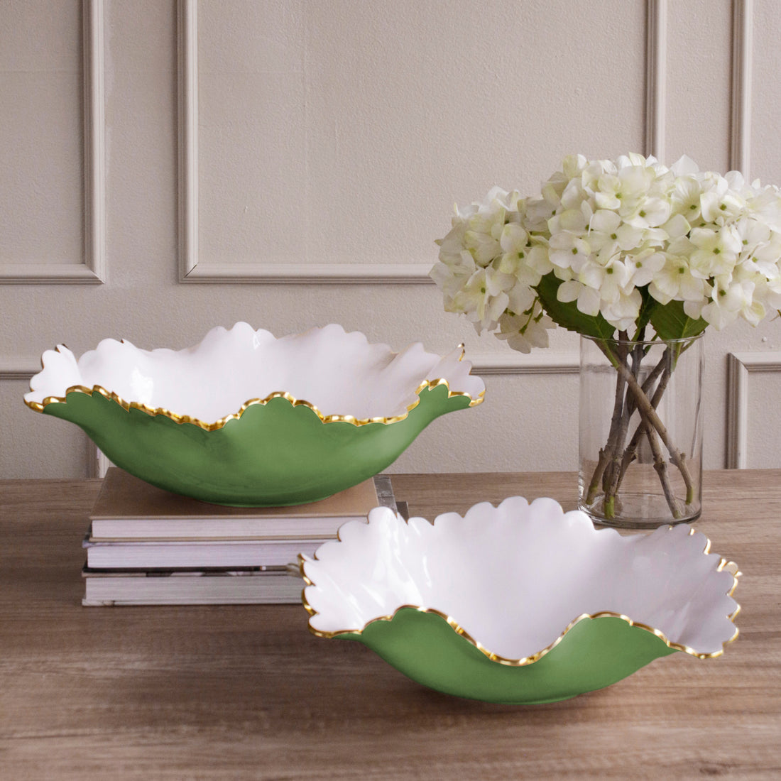 ENCANTO Colette Large Round Bowl (Leaf Green and White)