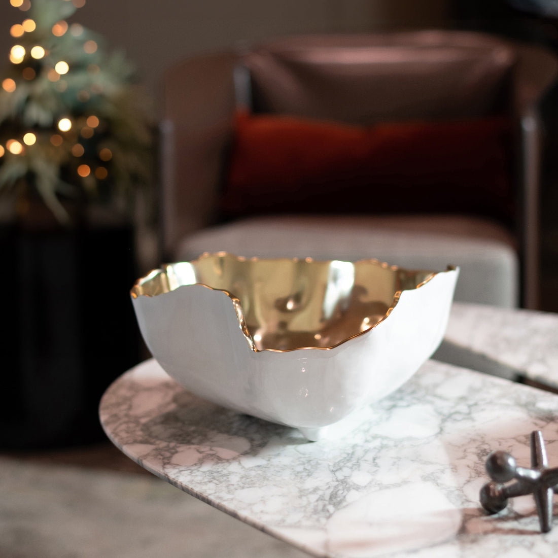 THANNI Soho Onyx Large Bowl (White and Gold)