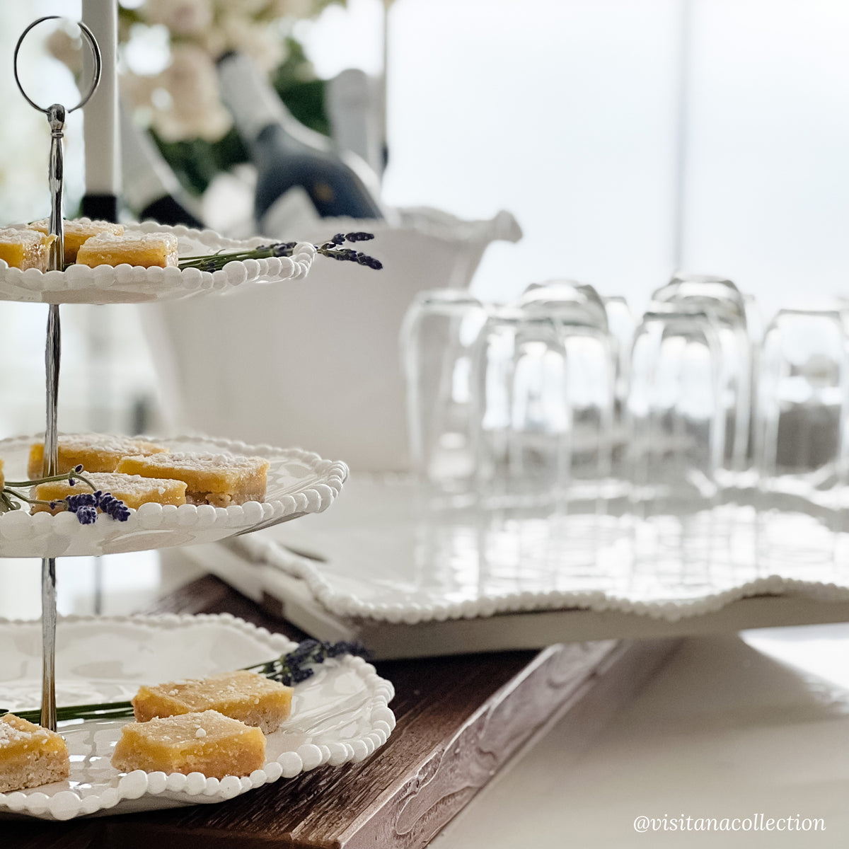 beatriz-ball-vida-alegria-rectangular-tray-with-handles-white