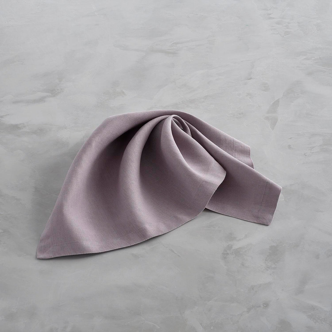 beatriz-ball-linen-napkin-set-of-4-lilac