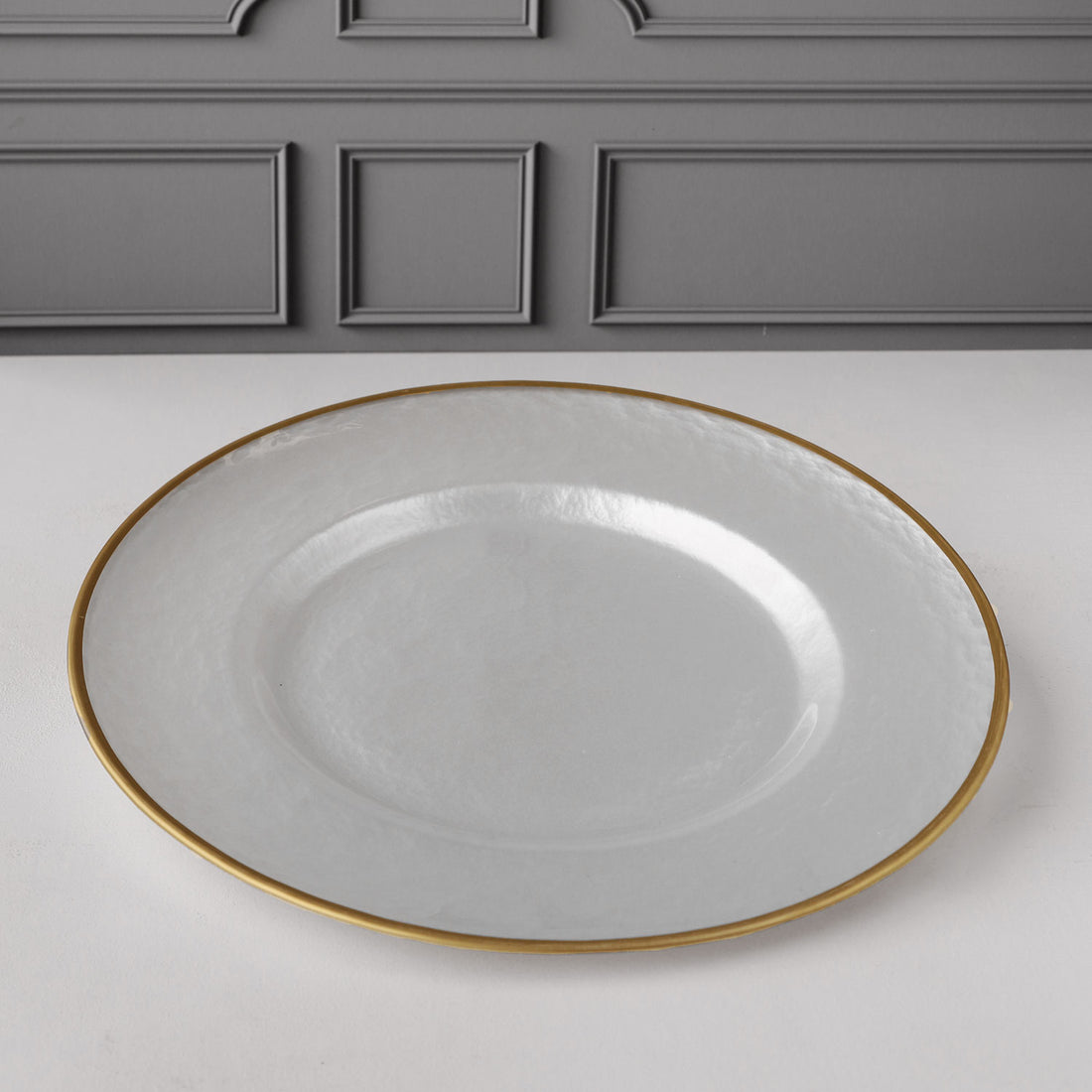 GLASS White Opalescent Charger Plate with Gold Rim (White and Gold)