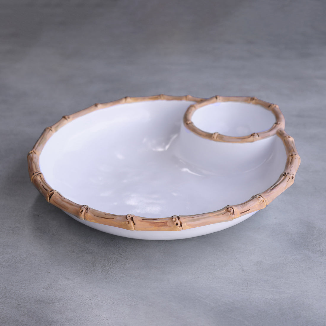 beatriz-ball-vida-bamboo-large-chip-dip-bowl-white-and-natural