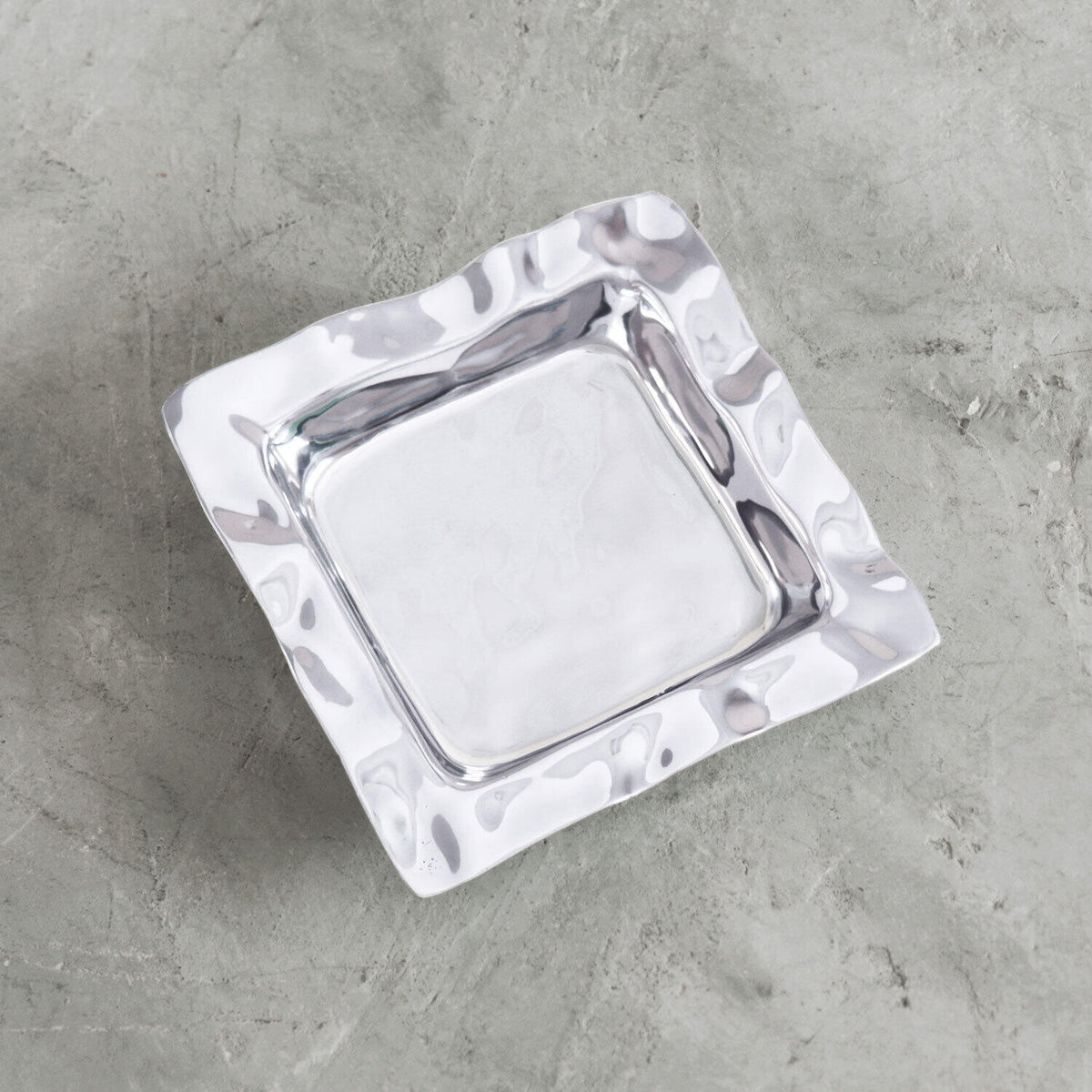 beatriz-ball-giftables-soho-beverage-napkin-holder