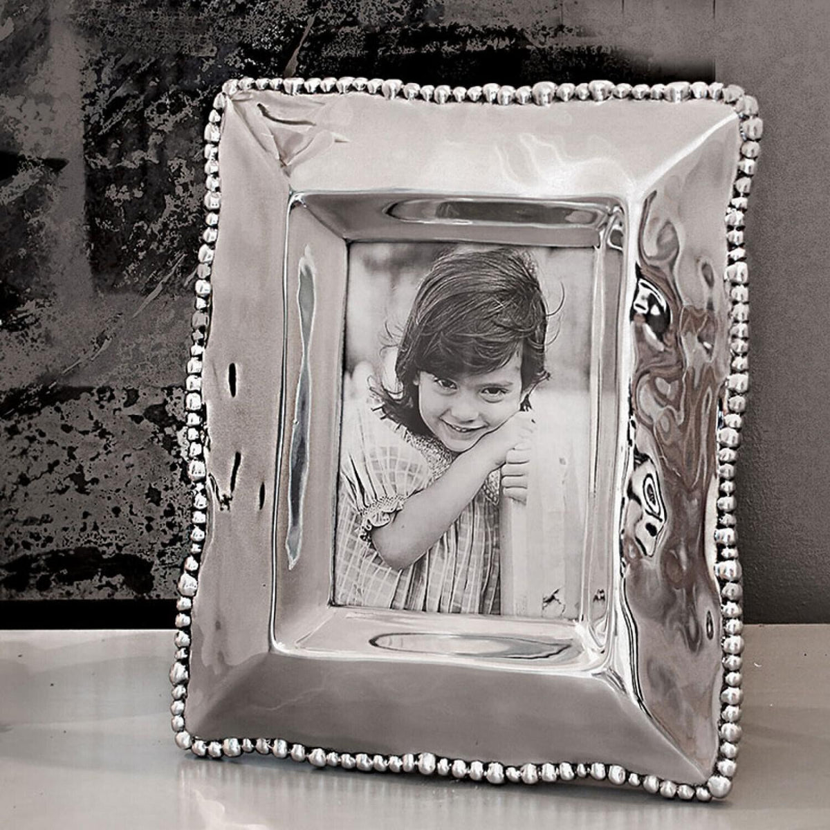beatriz-ball-frame-organic-pearl-5-x-7-frame