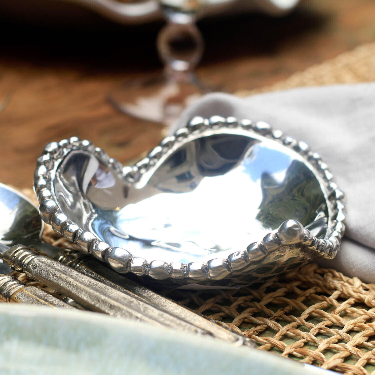 beatriz-ball-giftables-organic-pearl-heart-bowl