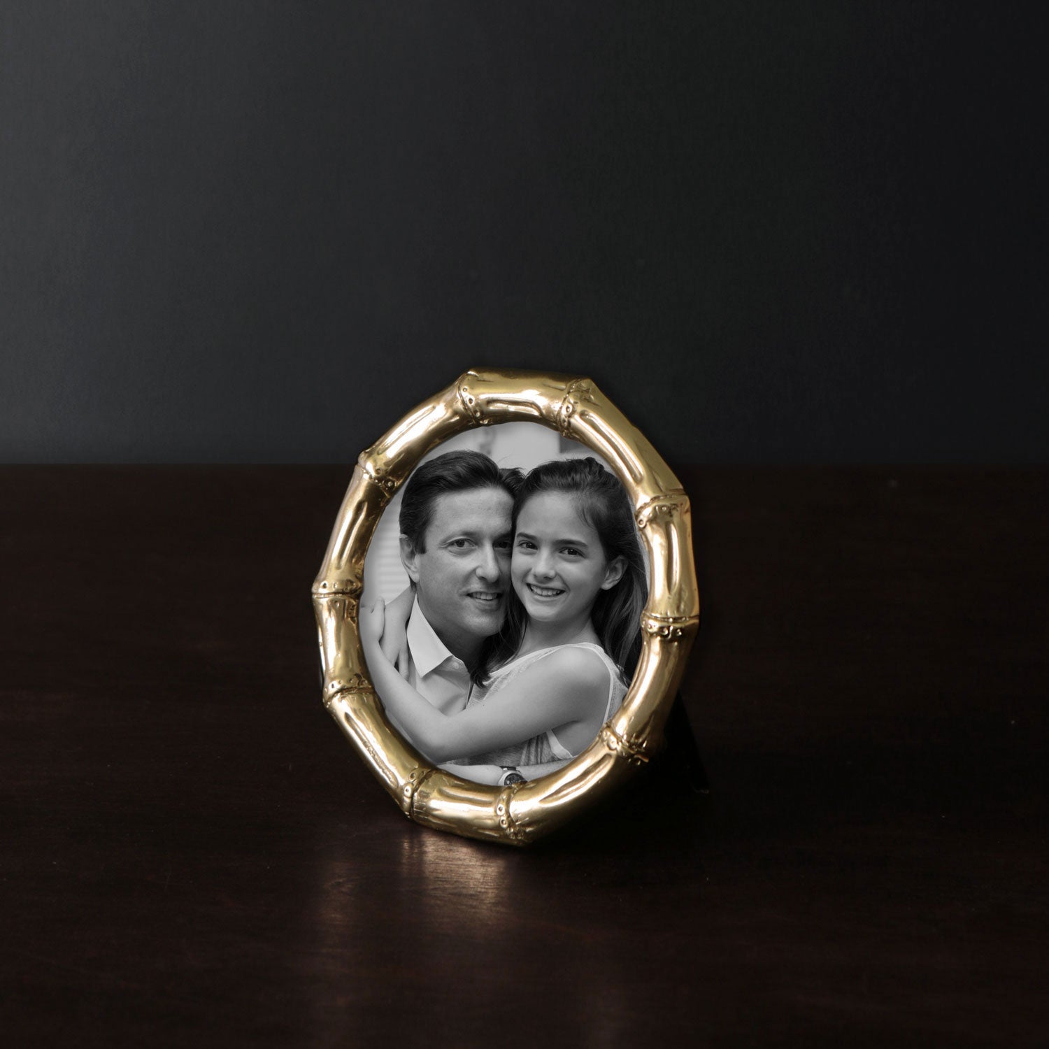 GIFTABLES Sierra Modern Bamboo 5 x 5 Round Frame (Gold)