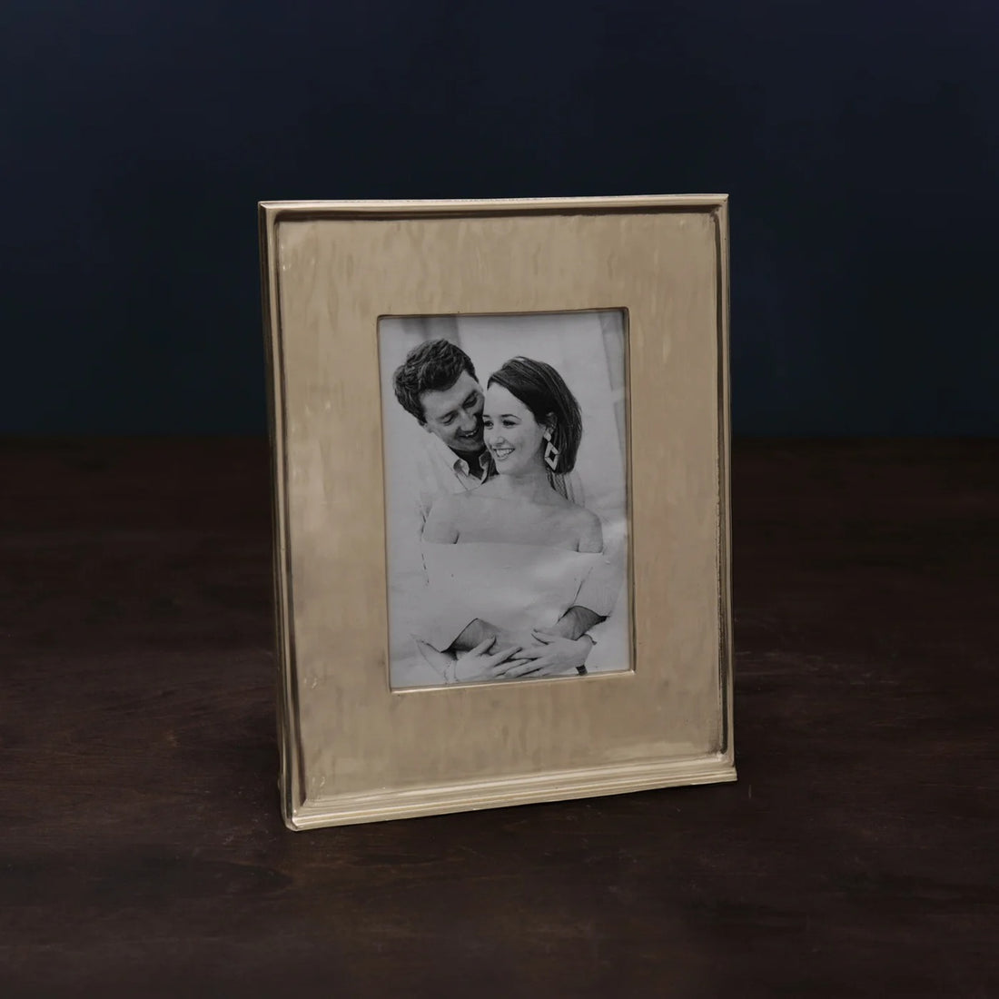 beatriz-ball-frame-emerson-5-x-7-vertical-gold-seconds-non-refundable