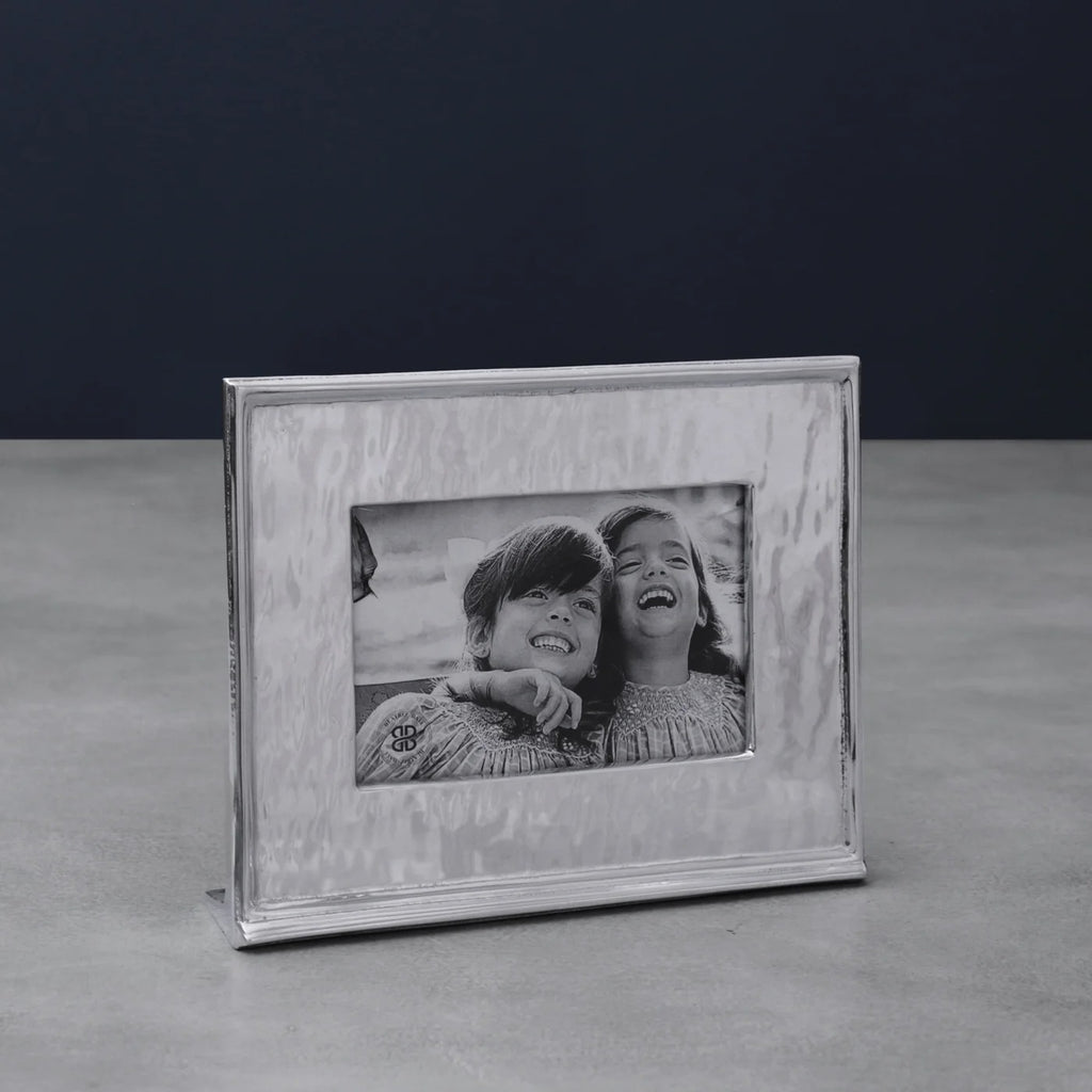 beatriz-ball-frame-emerson-4-x-6-horizontal