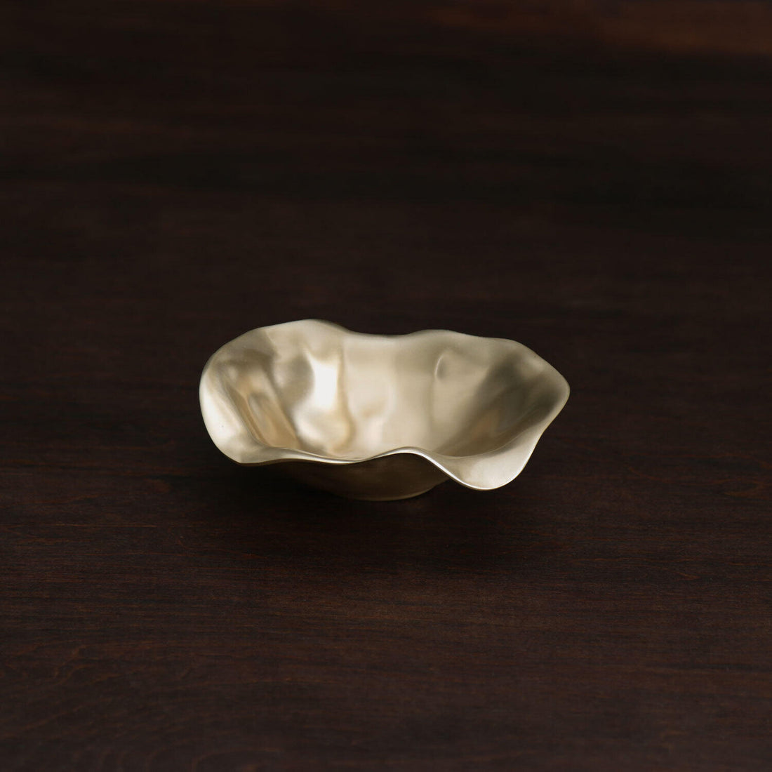 beatriz-ball-sierra-modern-maia-small-oval-bowl-gold